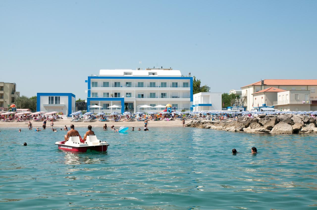 ميسانو ادرياتيكو Lungomare Relax Residence المظهر الخارجي الصورة